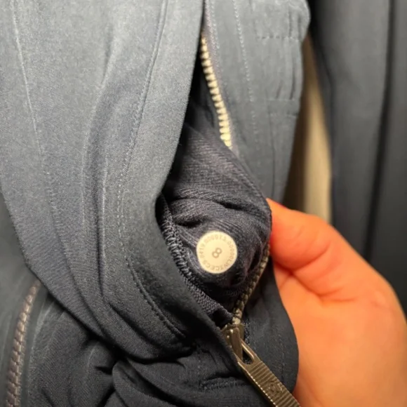Lululemon Jacket - Picture 2 of 8